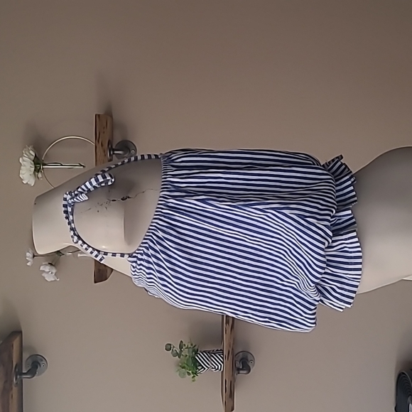 Tie Strap and Tie Waist Top - Picture 5 of 9